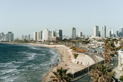 Kubler's House - By Beach Apartments TLV - image 13