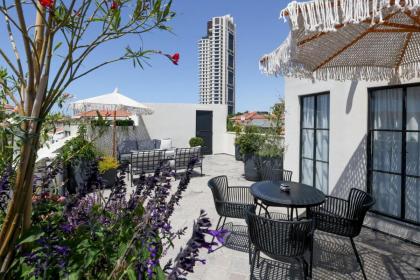 Allegro Neve Tzedek Boutique Suites - By HOMY - image 12