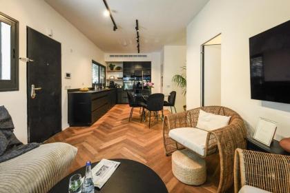 Stylish 2BR Apt with Patio in the Heart of Tel Aviv by Sea N' Rent - image 8