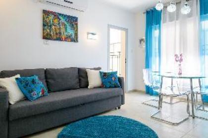 Beautiful apartment Ben Yehuda 5 minutes near sea - image 8