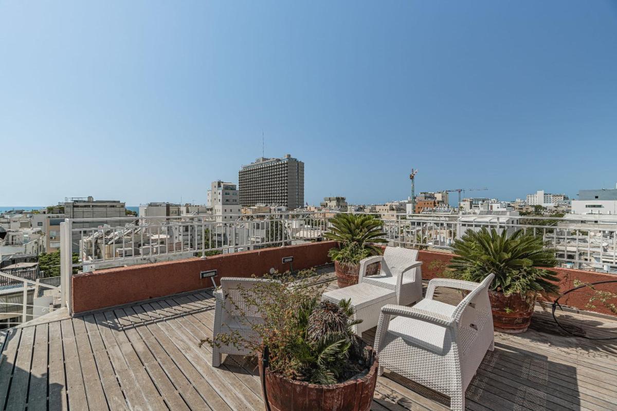 Penthouse 3BR in Ben Yehuda By Holiday Rentals - image 3