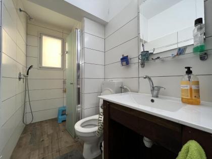 Yona Hanavi 2 Bedrooms Apartment - image 15