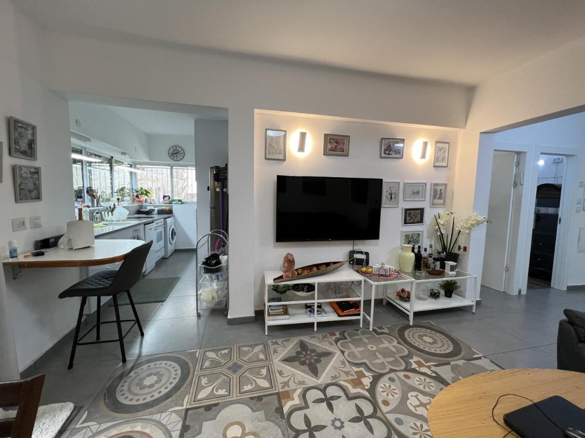 Yona Hanavi 2 Bedrooms Apartment - image 6