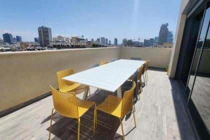 Penthouse Sea View in Ben Yehuda by HolyGuest - image 6