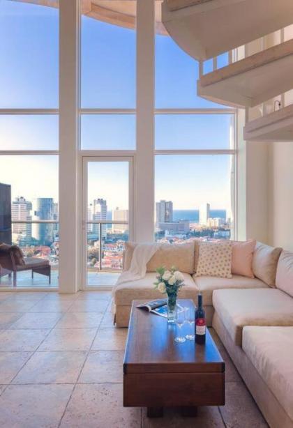 Duplex with insane view over TLV - image 9