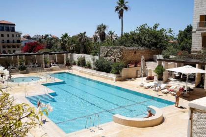 Deluxe 2BR Apt w Pool in Historical Jaffa by Sea N' Rent - image 17