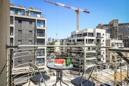 Elegant Sea-View Apartment with Mamad in the Heart of Tel Aviv by Sea N' Rent - image 18