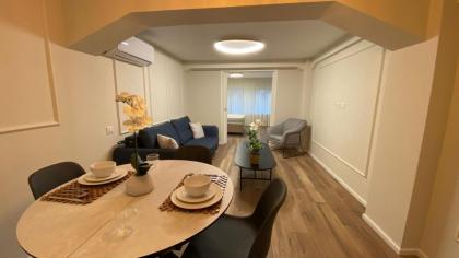 Remarkable 2-Bed Apartment in Tel Aviv-Yafo - image 17