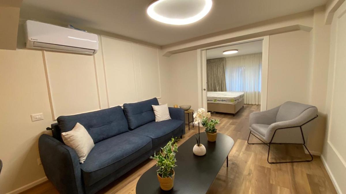 Remarkable 2-Bed Apartment in Tel Aviv-Yafo - image 2