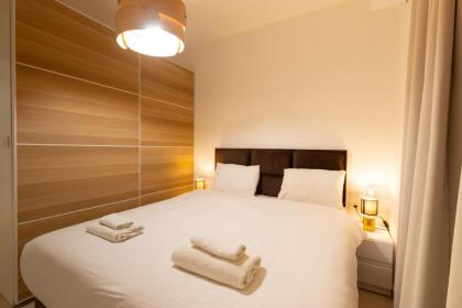 Buzzing Florentin new 1BR By Holiday Rentals - image 10